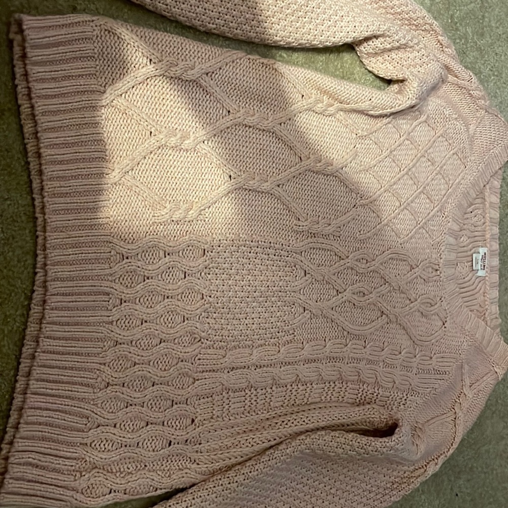 Has a little rip that can be Sewn easily